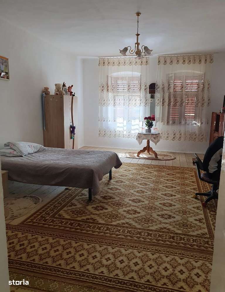 SC VIMAK vinde casa saseasca in loc.Maierus,Brasov .-5