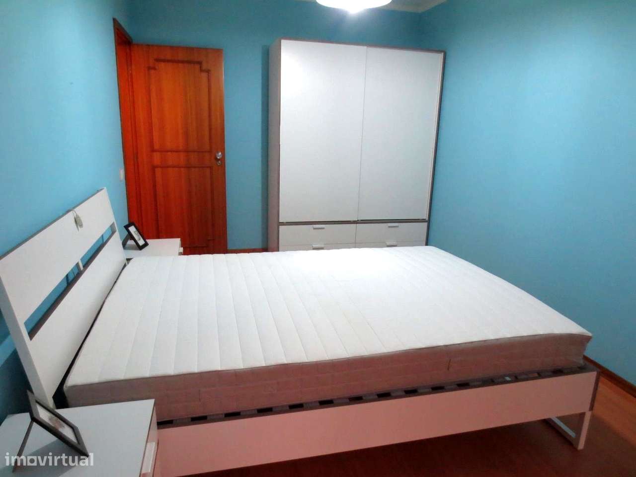 Apartamento T2 com varanda – Centro de Guimarães - Grande imagem: 5/7