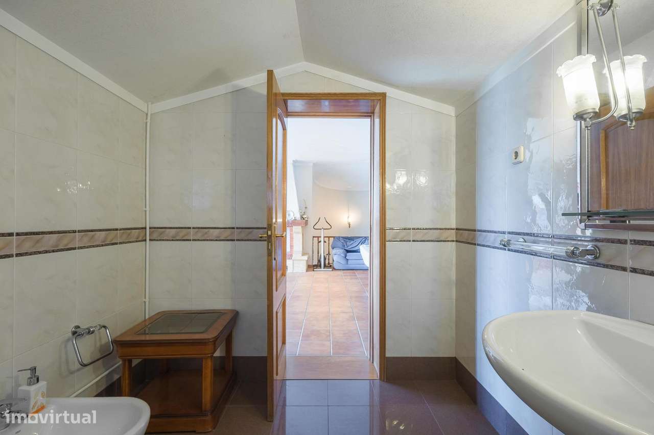 Moradia Independente T5 | Jovim (Atães) | Vista Panorâmica Rio Douro-24