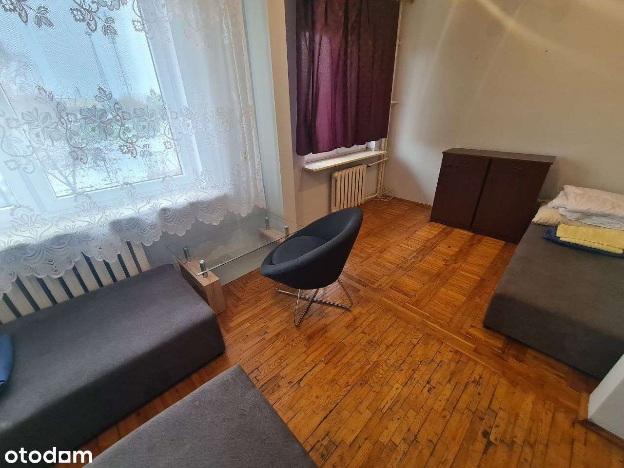 DOM do wynajęcia 4 łazienki i 3 kuchnie - 24 osoby - Pełny obrazek: 4/10