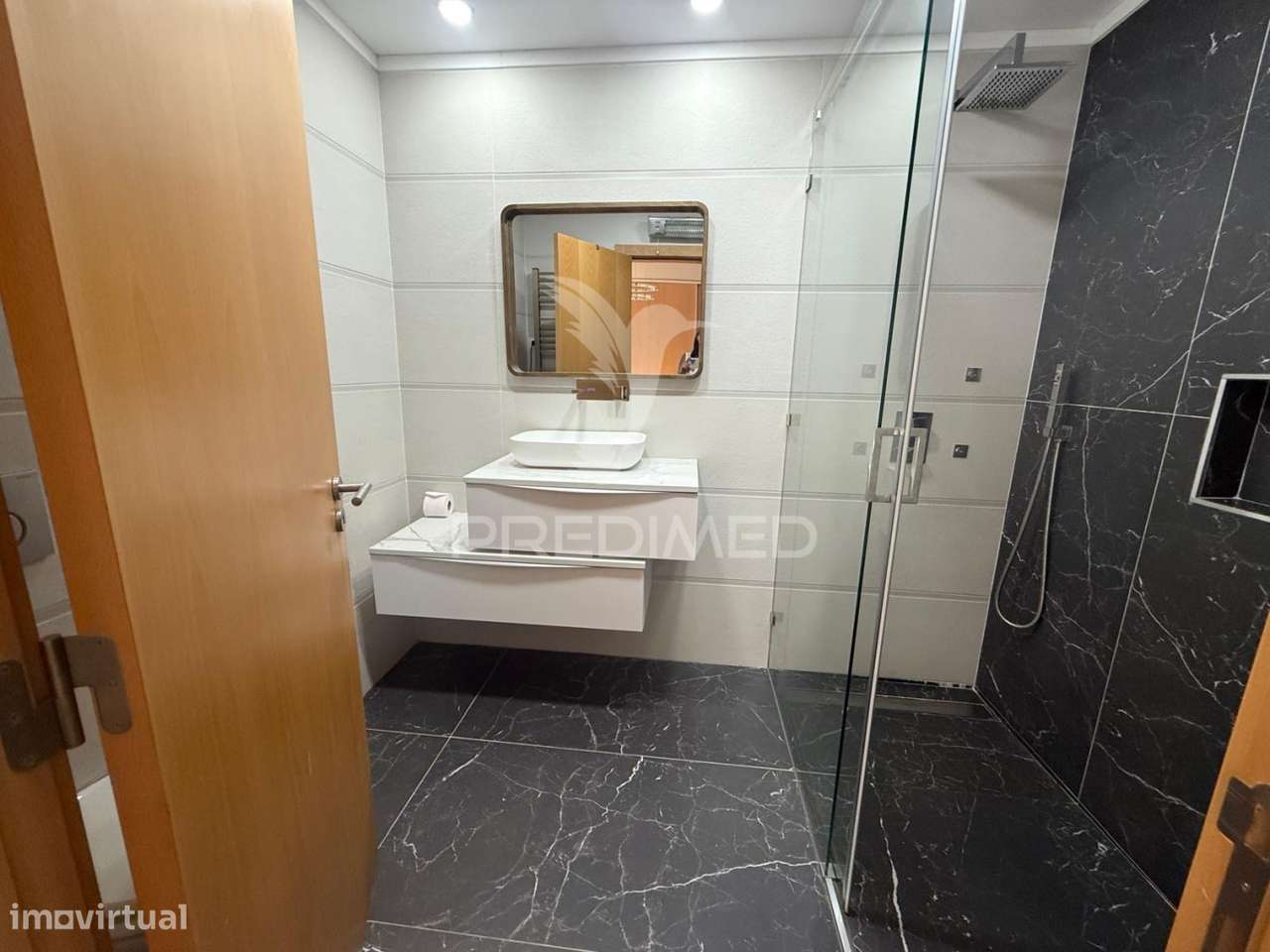 Apartamento T2+1 Mobilado – Arrendamento Anual em Olhão - Grande imagem: 5/16