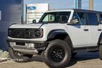 Ford Bronco - 9