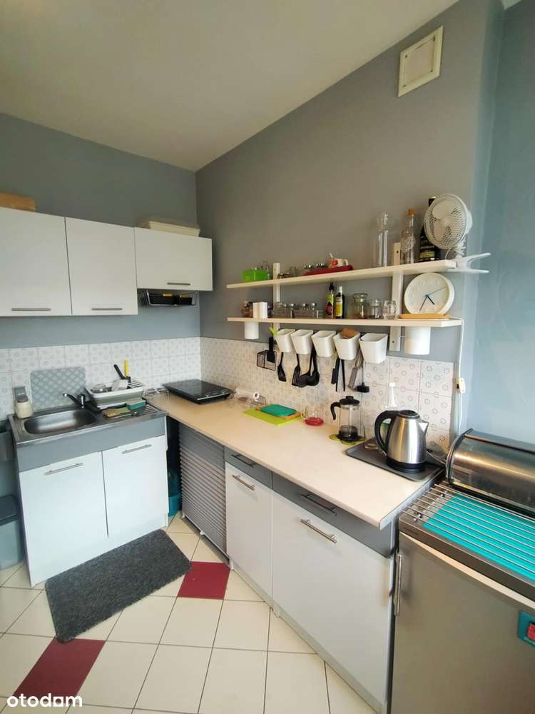 przestronna kawalerka w niskiej zabudowie-1