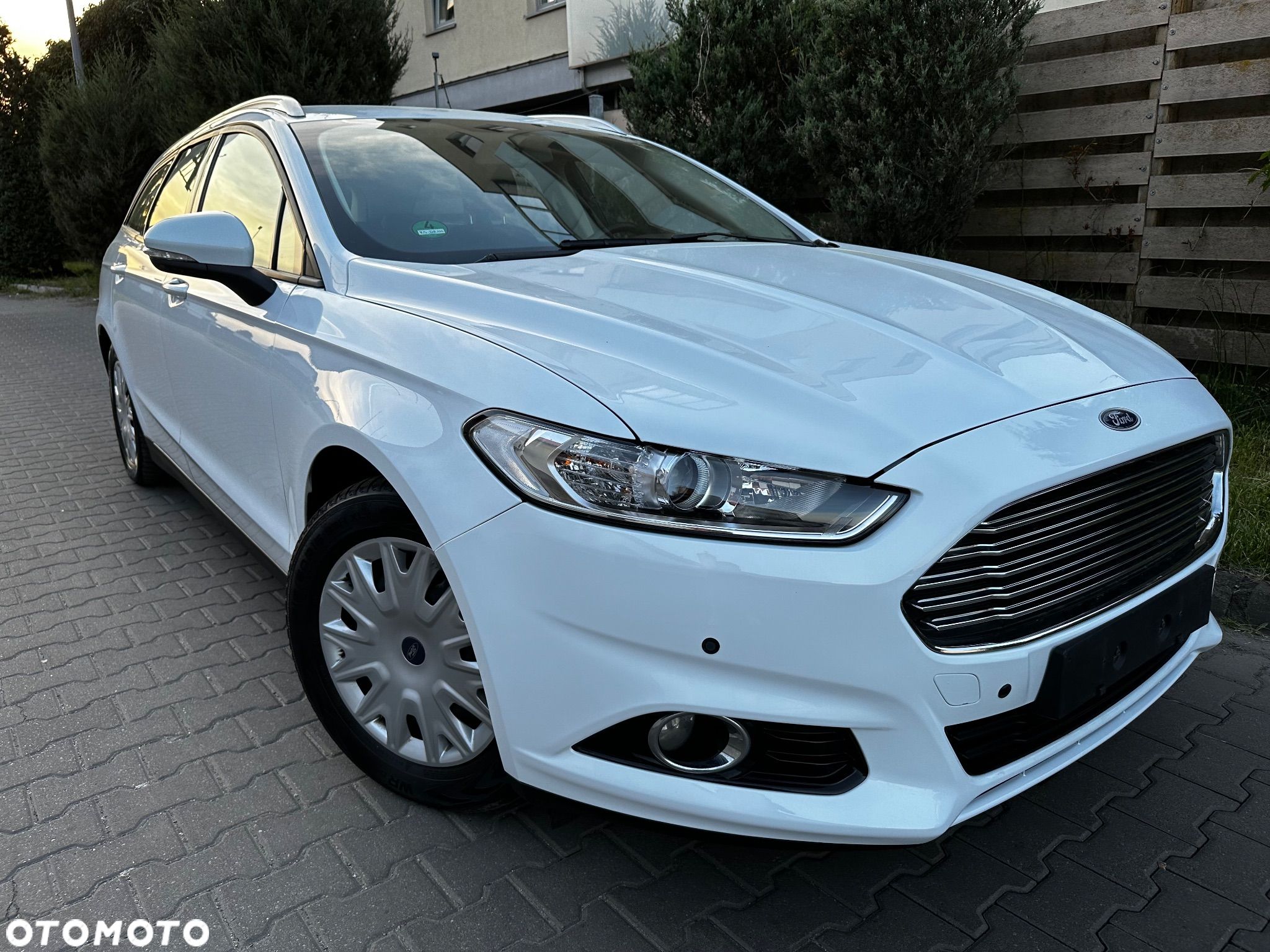 Ford Mondeo 1.5 EcoBoost Edition - 1