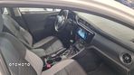 Toyota Auris 1.6 Premium Comfort - 9