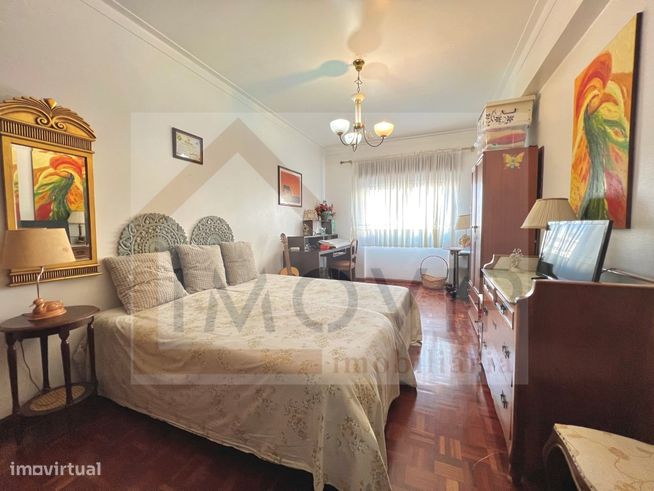 Apartamento T3 nos Quatro Caminhos-8