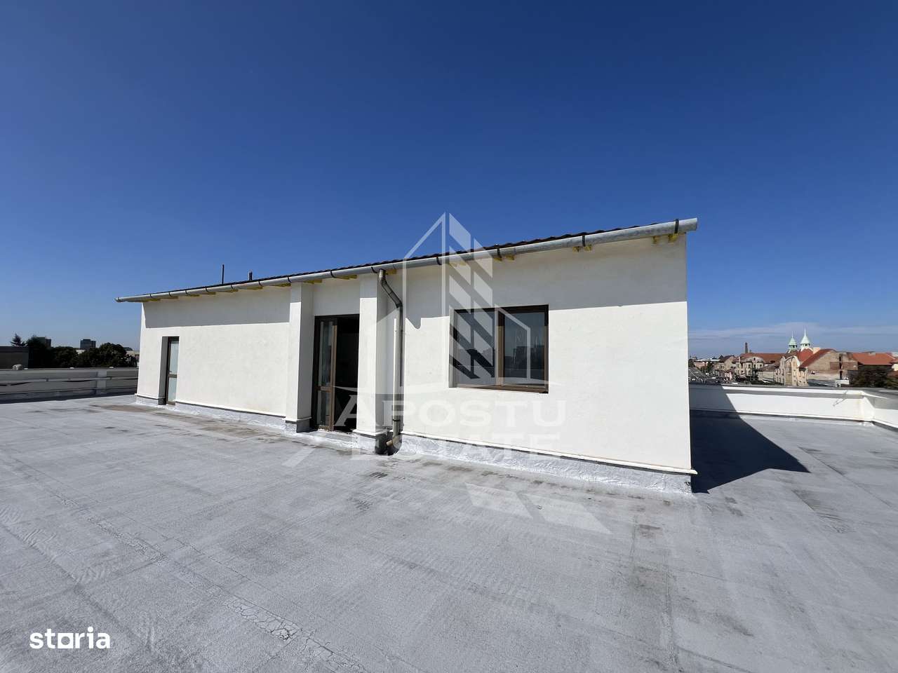 Spatiu ce poate fi folosit pentru multiple functiuni - Imagine principală: 4/12