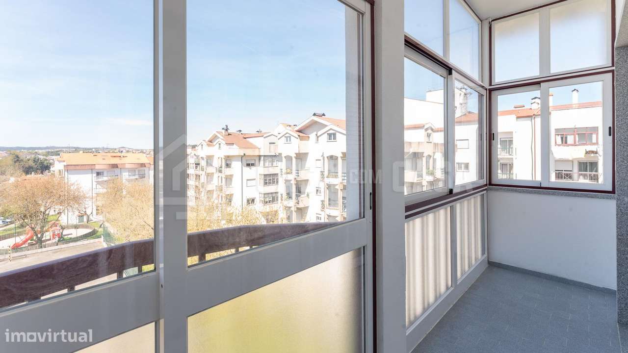 Apartamento T3 Duplex S. J. Carreira-6