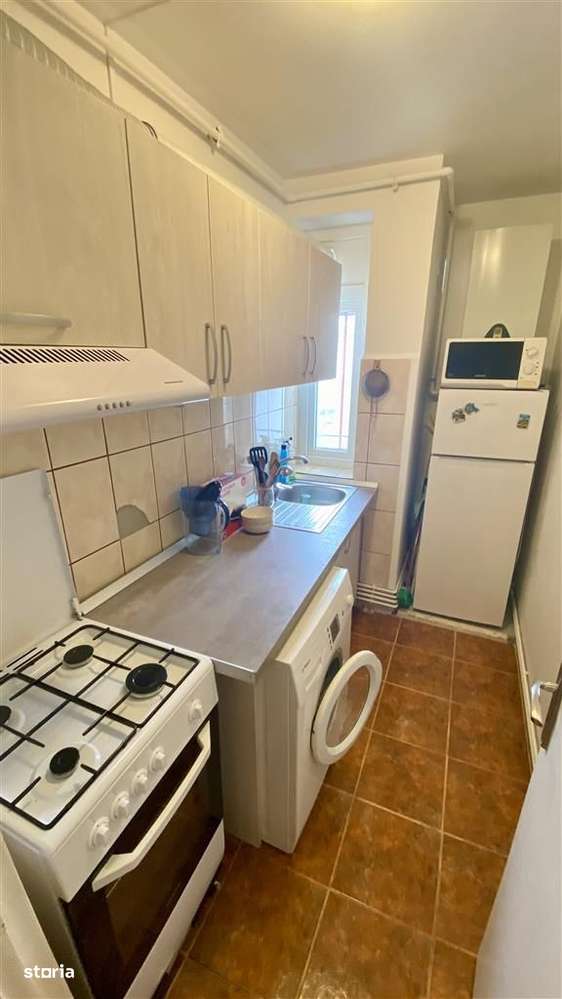 Apartament de vânzare în Sibiu, 2 camere + balcon, zona Cedonia - Imagine principală: 5/7