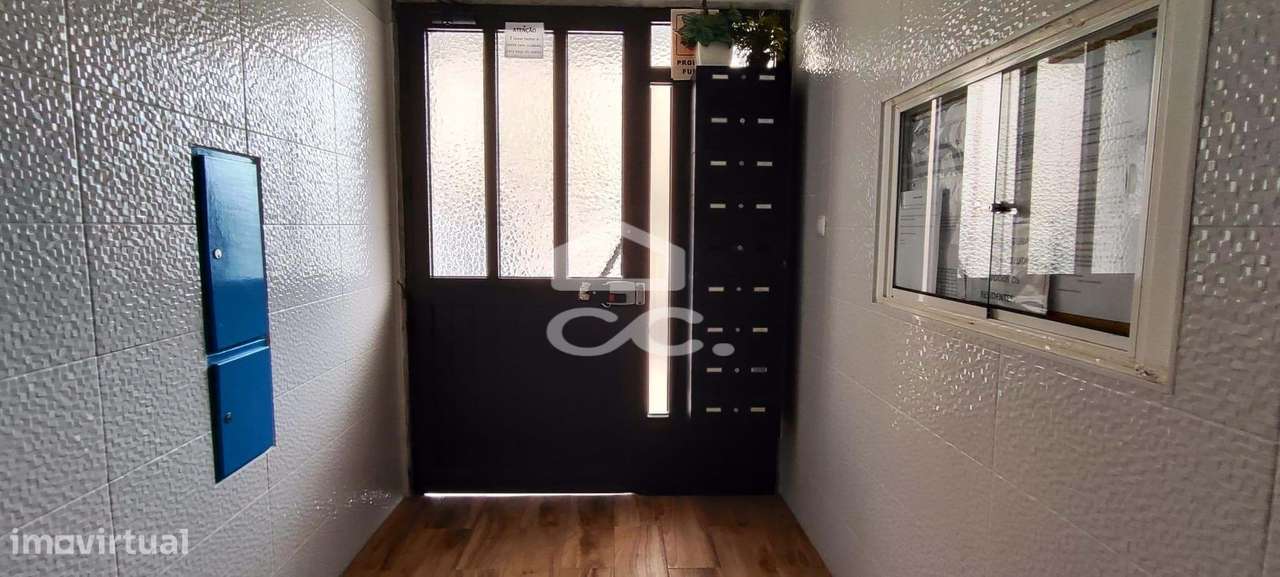 Apartamento T2 totalmente remodelado no Lavradio - Barreiro-35