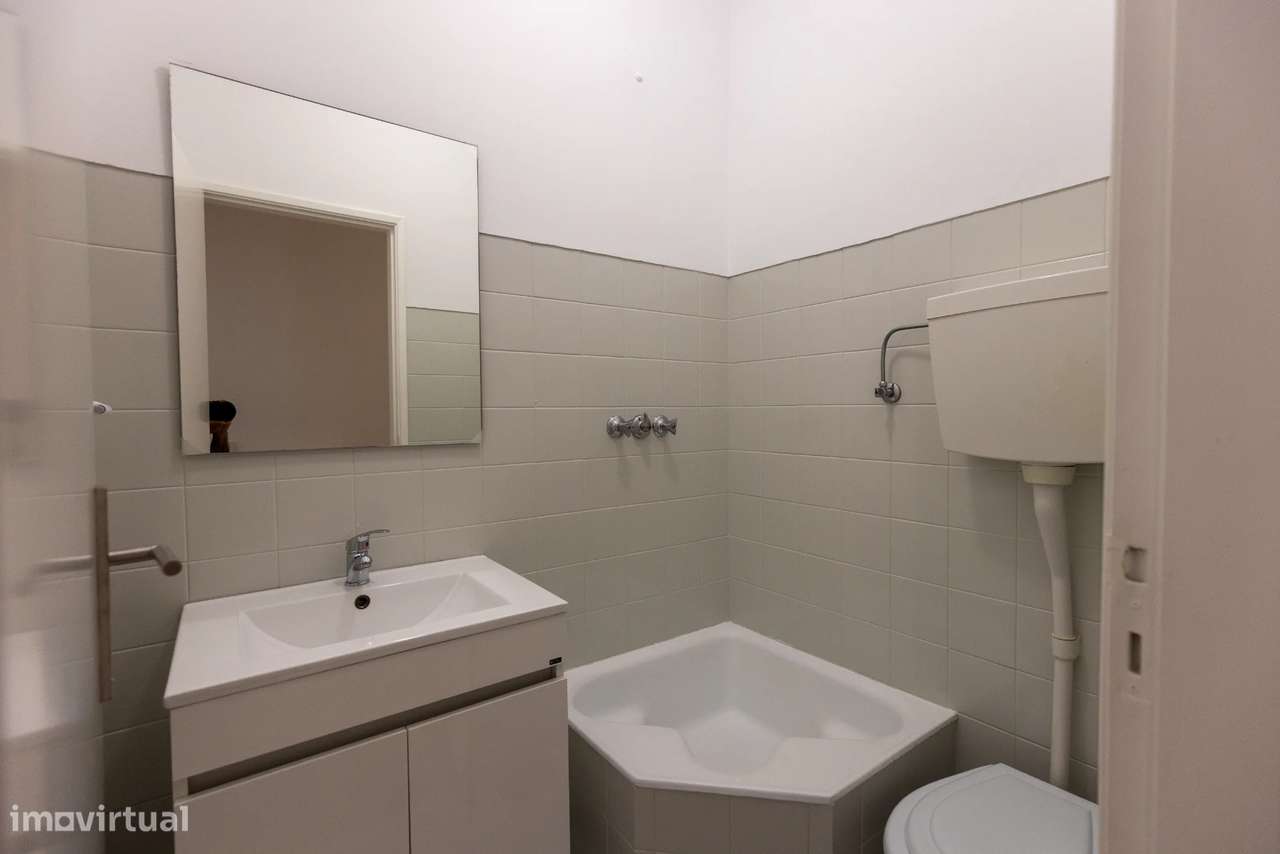 Apartamento T3 no Centro de Alcobaça-14