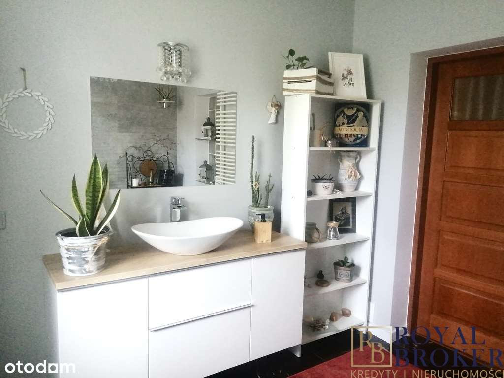 Na sprzedaż piękny dom parterowy 167 m², 20 arów.-5