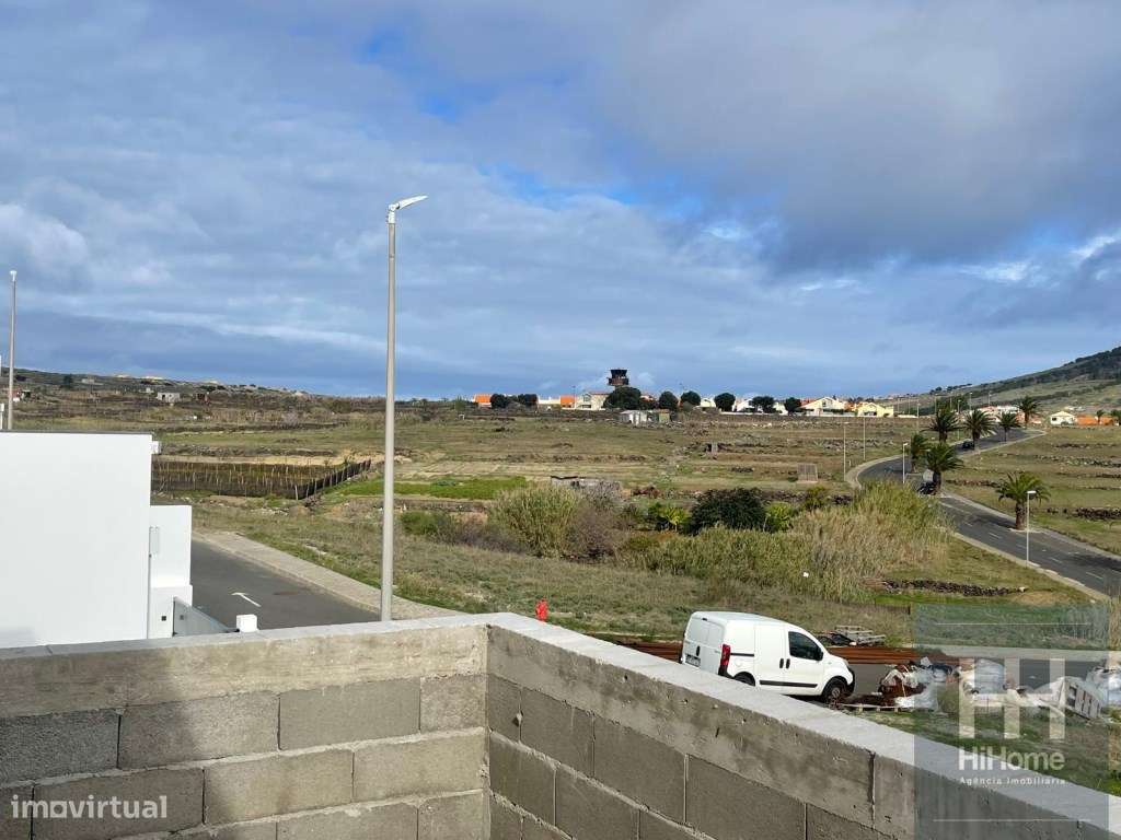 Moradia T3 Moderna no Sítio das Lombas - Conforto e Elegância - Grande imagem: 5/13