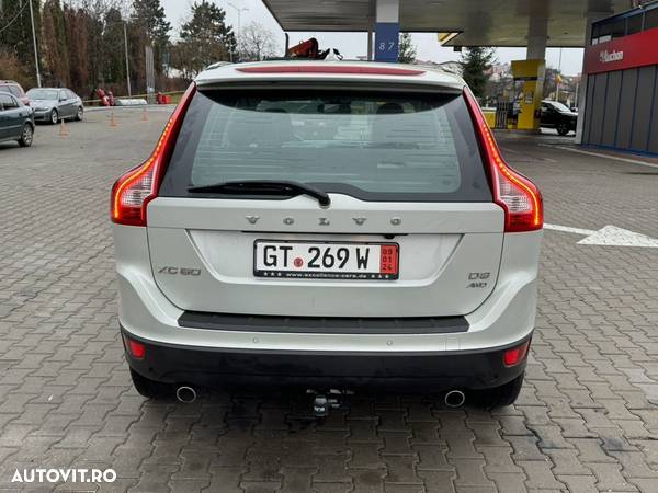 Volvo XC 60 2.4D AWD Summum - 3