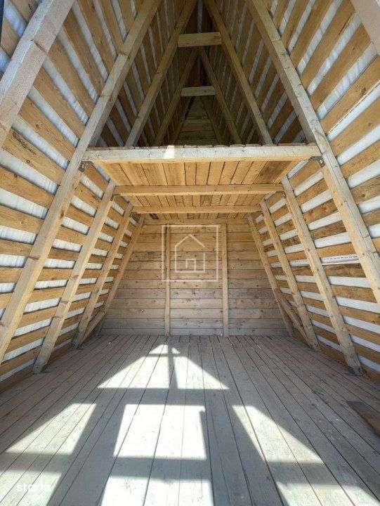 Teren 829 mp autorizatie de constructie 4 cabanute A-frame in Tocile-6