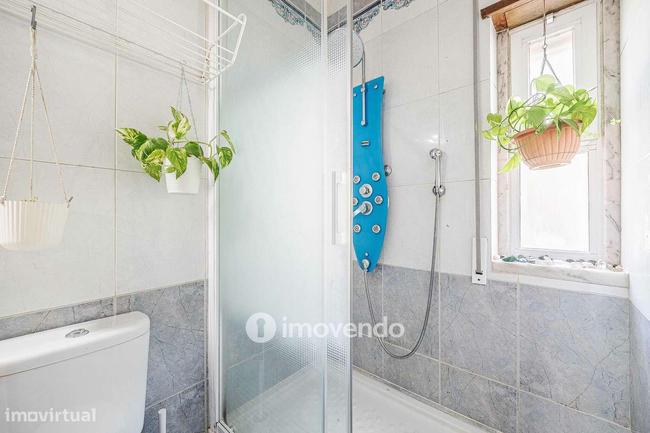 Moradia T3 mais Anexo T1 e Anexo T0 independentes, em Barcarena-18