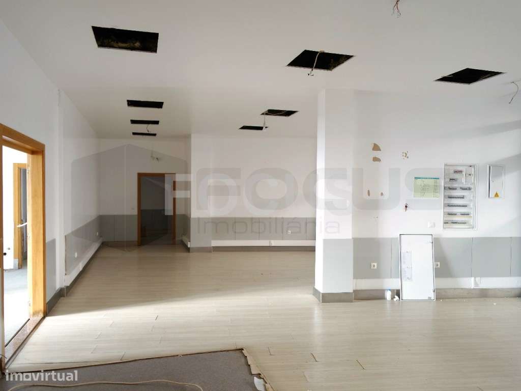 Loja para Arrendamento Aveiro Centro - Grande imagem: 1/3
