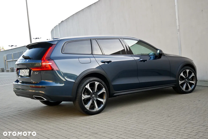 Volvo V60 Cross Country D4 AWD Geartronic Pro - 13