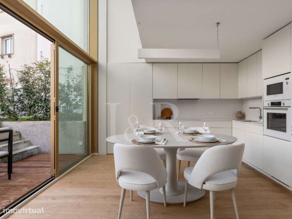 Apartamento T1 Duplex com Terraço e Estacionamento no Campo Pequeno... - Grande imagem: 3/30