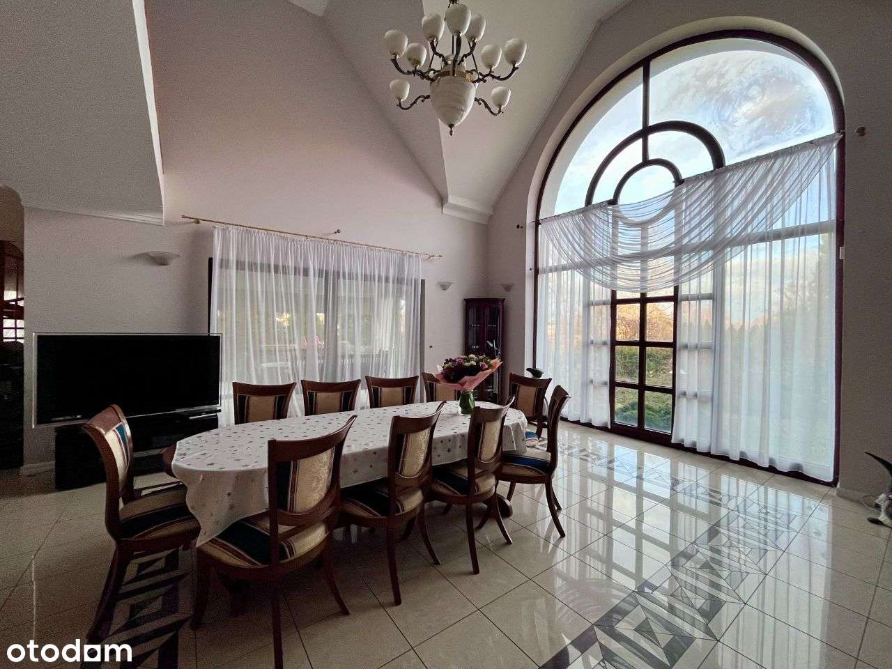 Wyjątkowa Rezydencja | Dom Wśród Natury | 718 m2-2