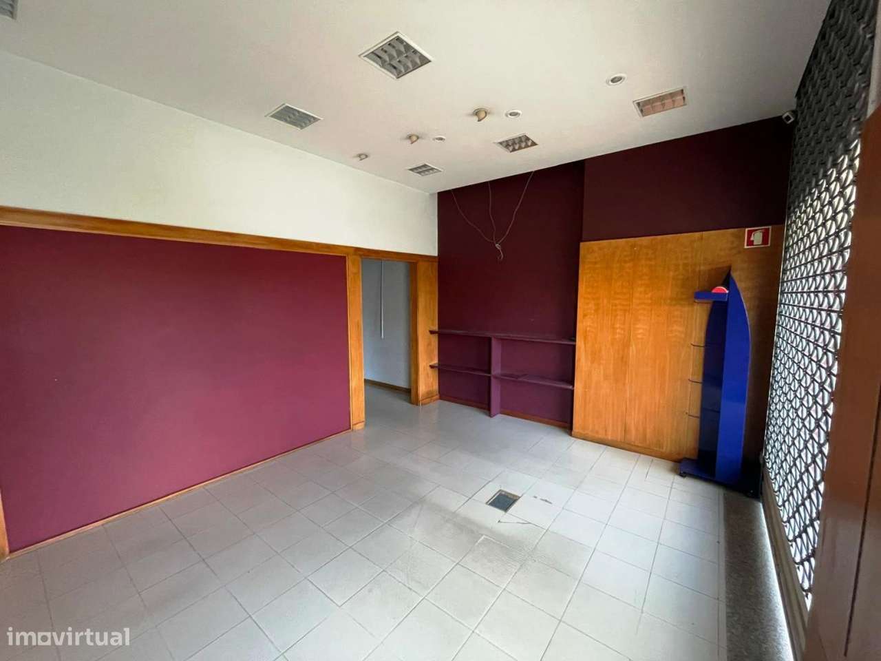 Loja para Comércio em Palmeira (Braga) - Grande imagem: 2/18