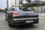 Porsche Panamera 4 - 5