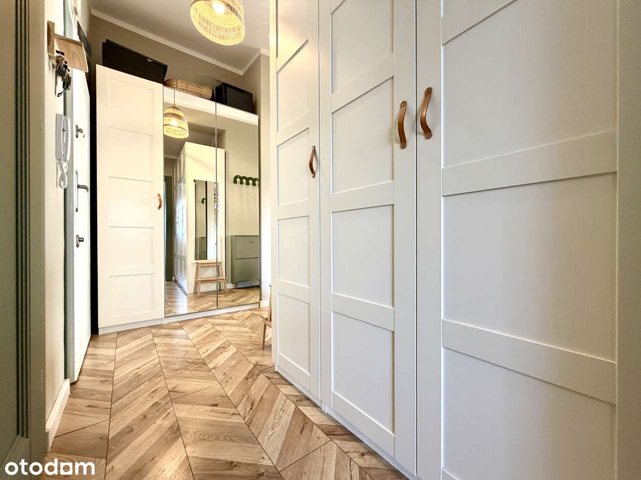 Osobna kuchnia | Klimatyzacja | Balkon 9 m² | Piwnica 7 m² | Do wejścia – pohled 5