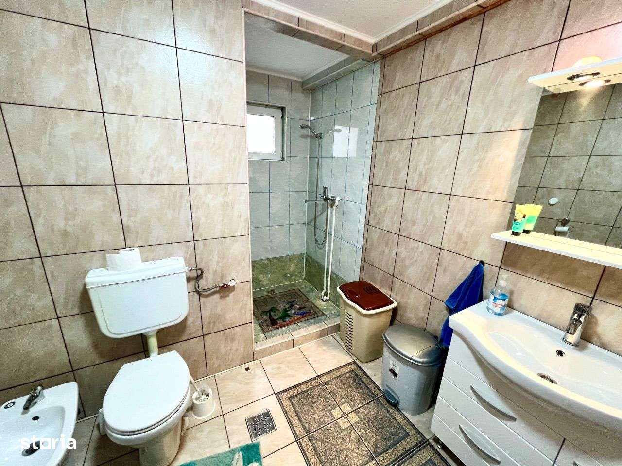 Vila Ultracentrală complet mobilată - utilată-12