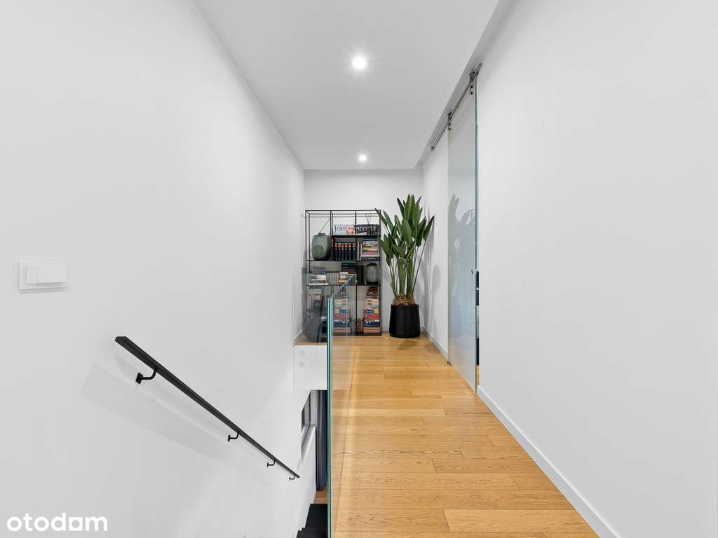 Nowoczesny dom 169 m² przy Pogorii IV-13