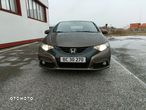 Honda Civic 1.8 Executive NAVI - 3