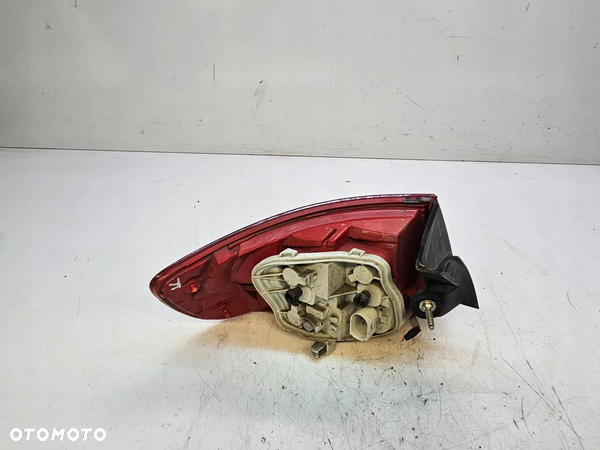 LAMPA PRAWY TYŁ AUDI A3 8P LIFT 8P4945096E 08-12 - 10