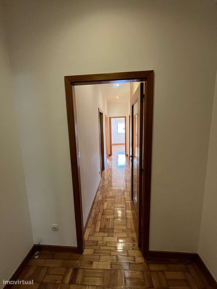 Viver no coração de Braga, com espaço e luz em mais de 100 m² - Grande imagem: 5/29