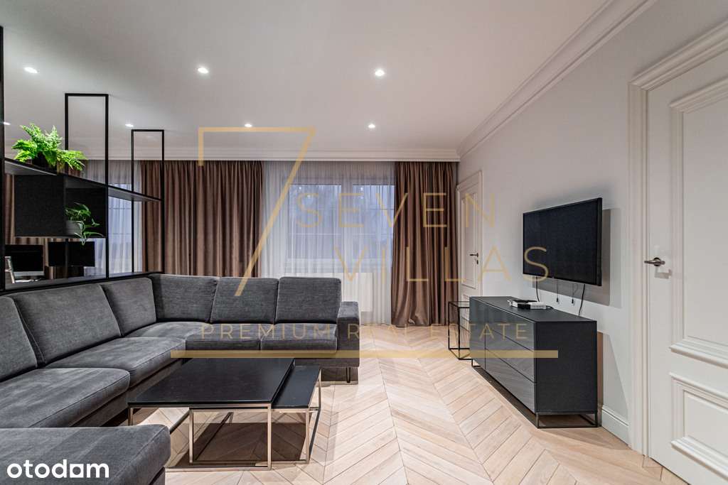 Luksusowy dom z imponującą przestrzenią-10