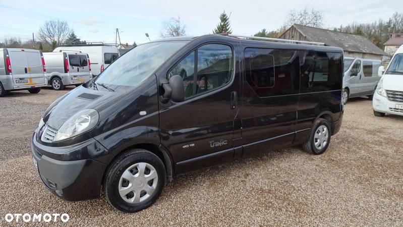 Renault Trafic 2.0 dCi 115 FAP Passenger Black Edition - 39