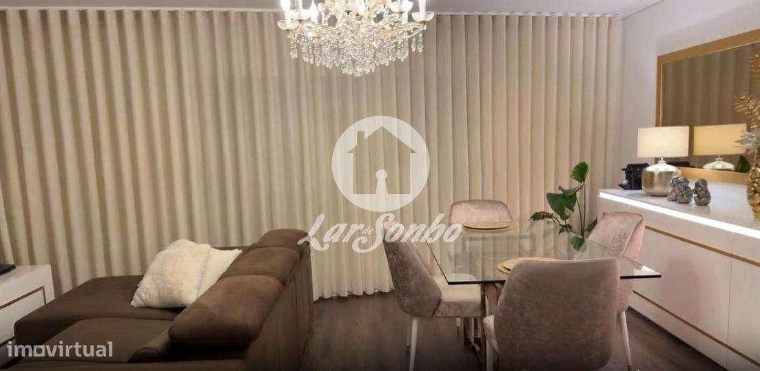 Apartamento T3 localizado em Montes Burgos-1