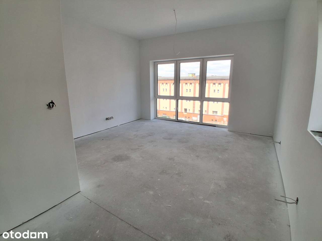 Rynek 16 - 1 pokój - Bezpośrednio - Pełny obrazek: 4/9