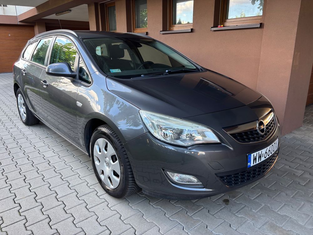 Opel Astra J (2009-2019) 1.4 Enjoy 2011
