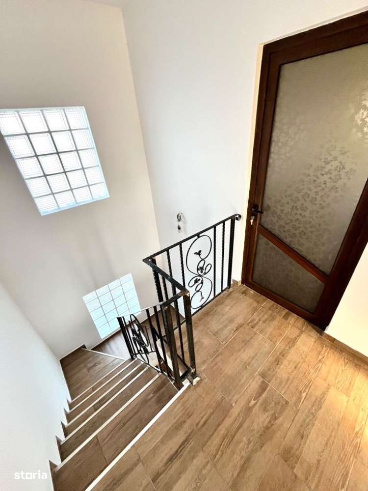 Vila NOUĂ Chercea 180mp - Imagine principală: 2/8