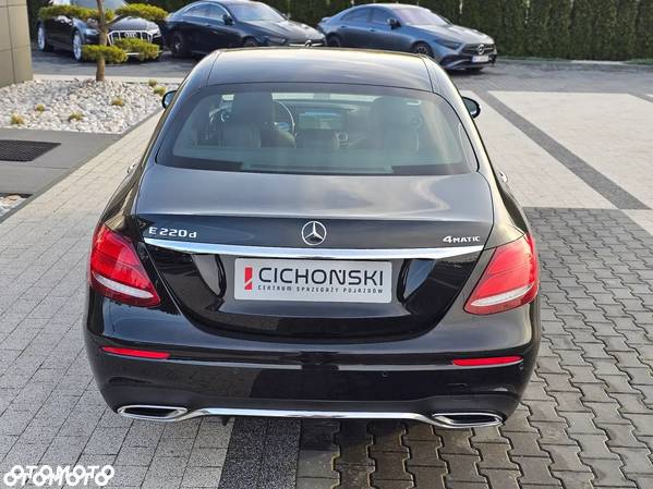 Mercedes-Benz Klasa E 220 d 4-Matic 9G-TRONIC - 10