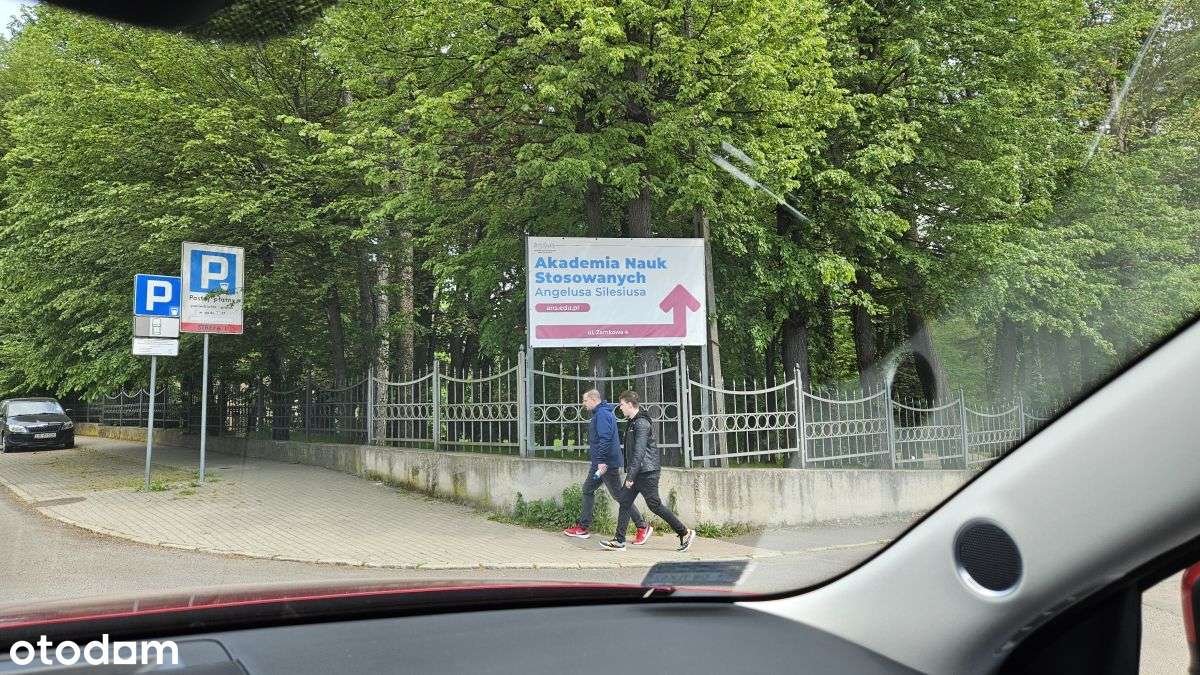 Obiekt Usługowo Biurowy w centrum-2