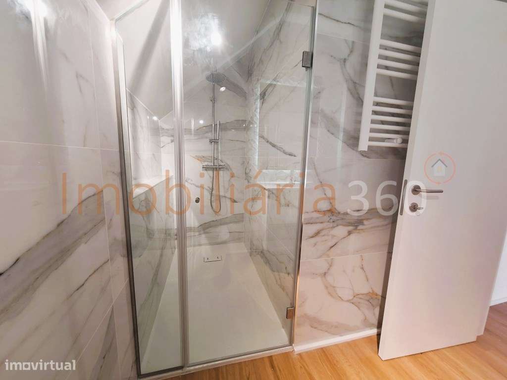 **Apartamento T2 Duplex Novo com Terraço em Matosinhos**-21