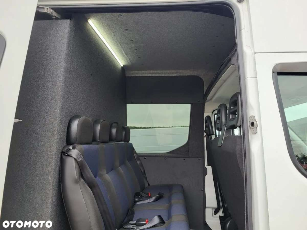Iveco Daily Max 7 -osobowe - 36