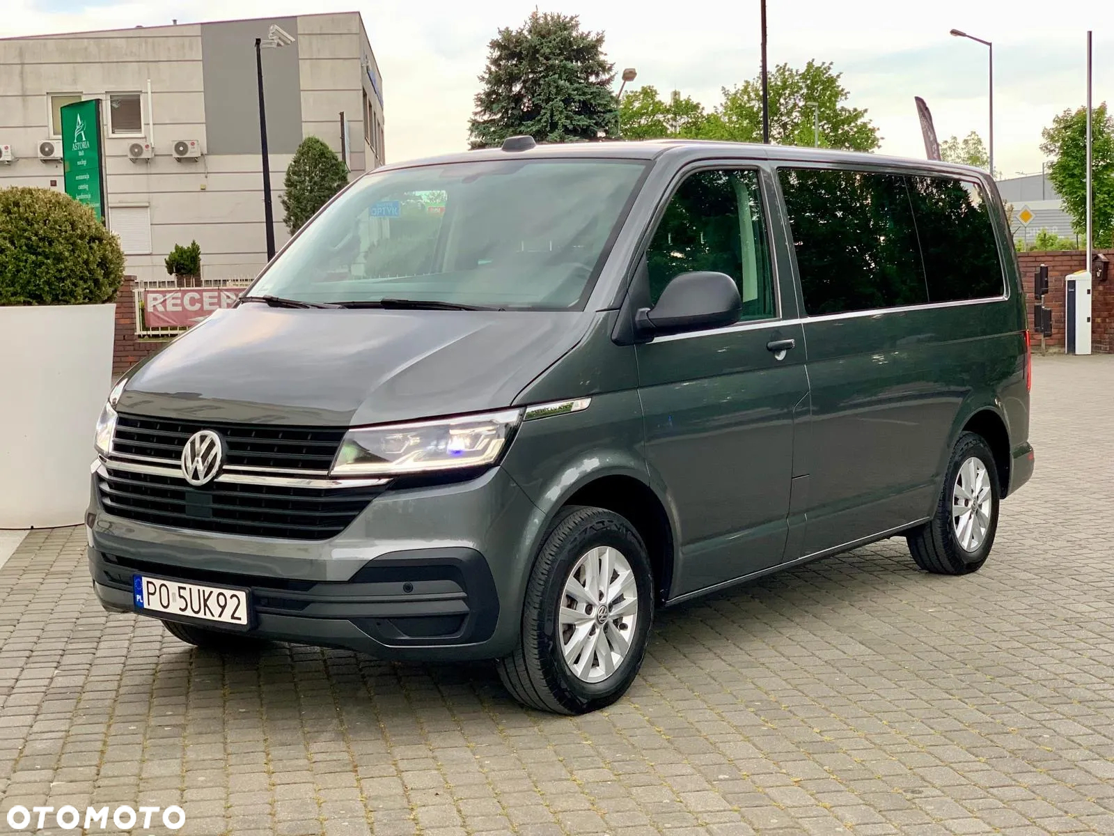 Volkswagen Multivan 6.1 2.0 TDI L1 Trendline 4Motion DSG - 14