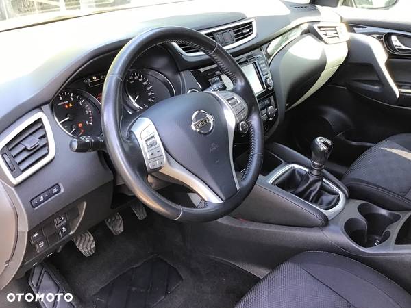 Nissan Qashqai 1.2 DIG-T N-Connecta - 14