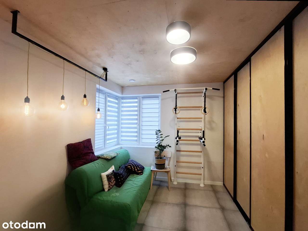 Przestrzeń domu zaprojektowana z myślą o komforcie.-11