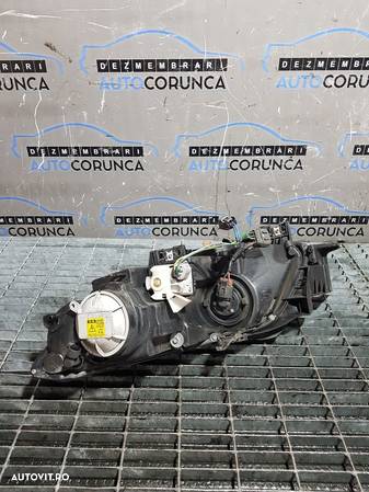 Far Dreapta Mazda CX - 7 2006 - 2012 SUV 4 Usi (704) Xenon - 3