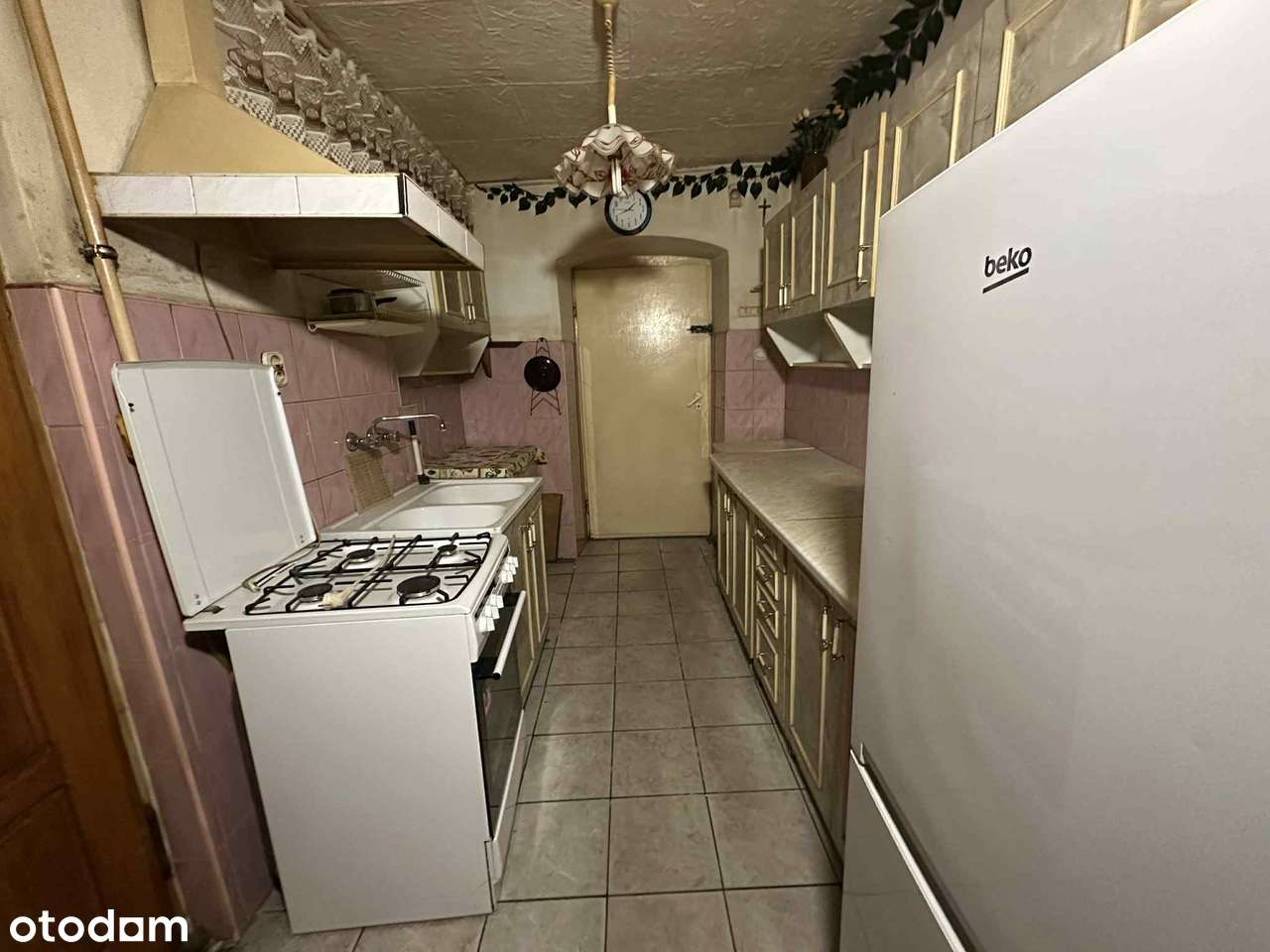 Na sprzedaż mieszkanie do remontu blisko rynku w Ząbkowicach Śląskich-3