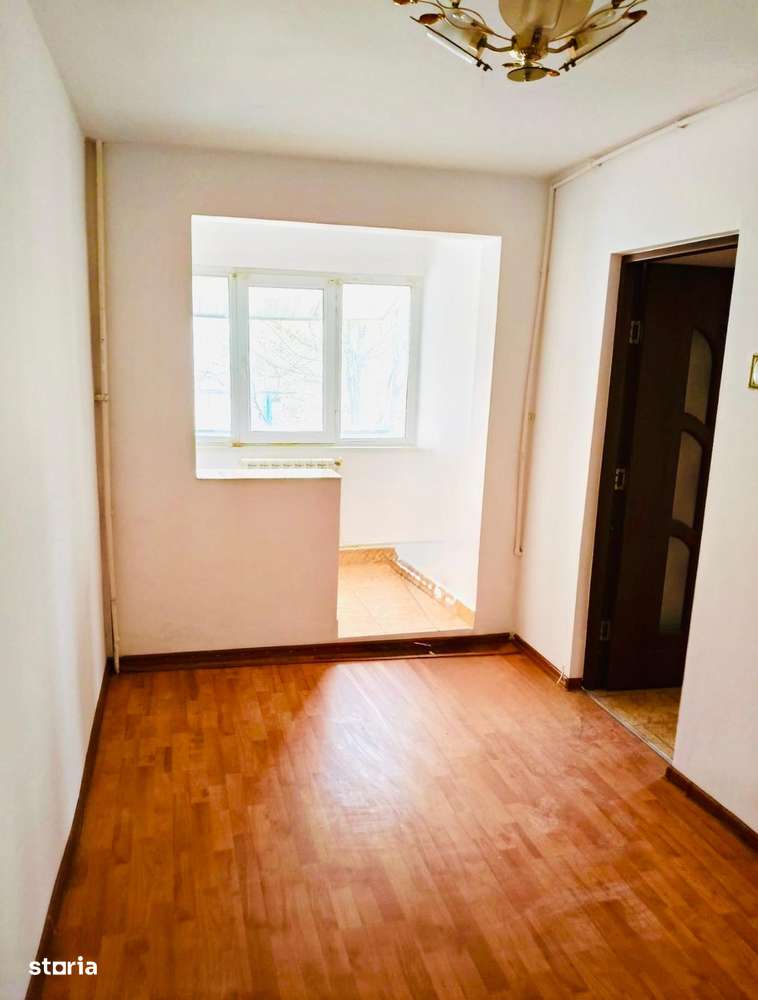 Vanzare apartament 4 camere in Micro 39 cu 2 balcoane