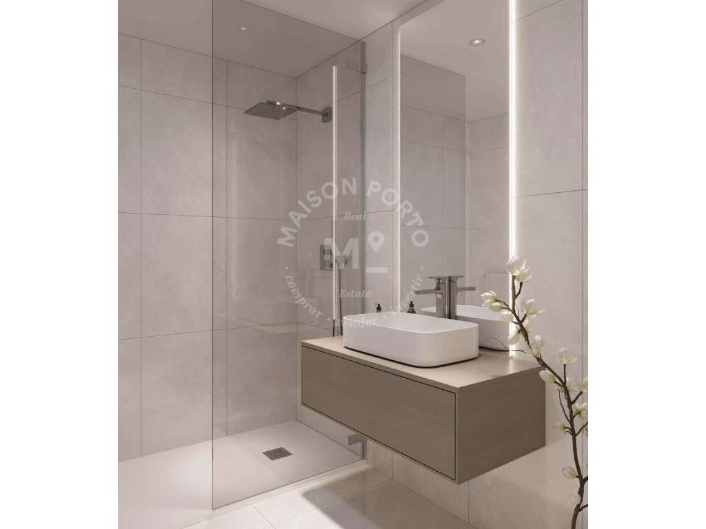 Apartamento T1 com Lugar de Estacionamento inserido em Condomínio c...-29