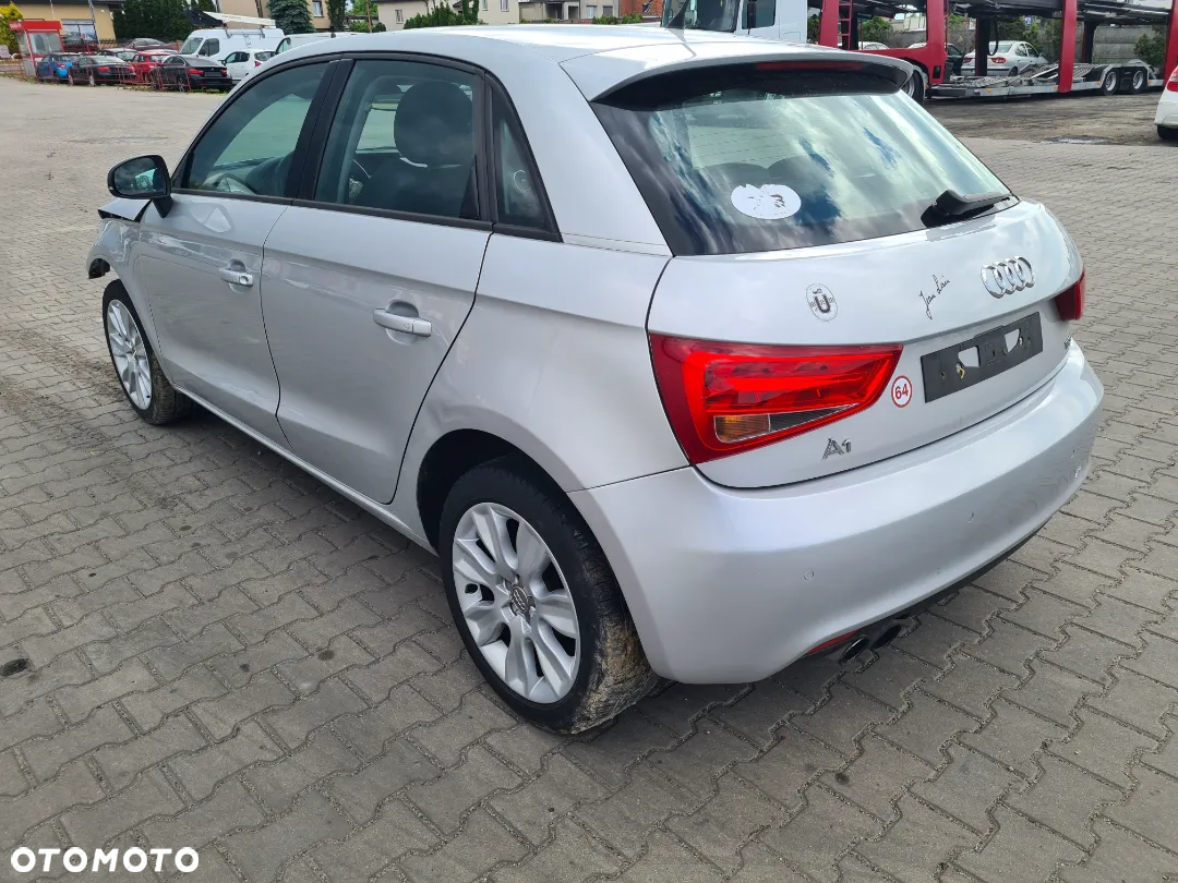 Audi A1 1.4 TFSI CoD Attraction S tronic - 6